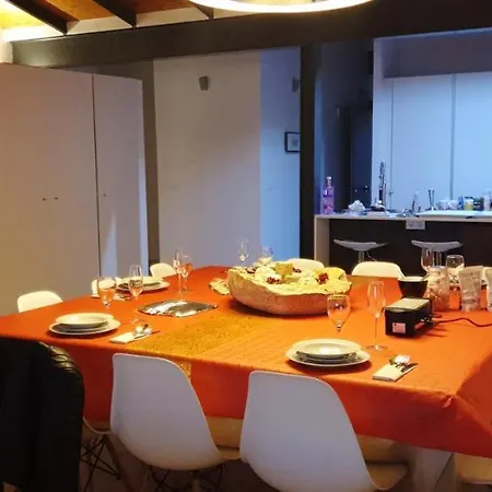 Spacious House In With Terrace And Garden