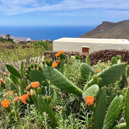 Spacious House In With Terrace And Garden Arona (Tenerife)