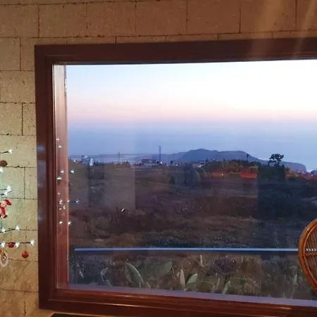 Spacious House In With Terrace And Garden