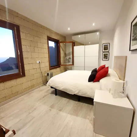 Spacious House In With Terrace And Garden * Арона