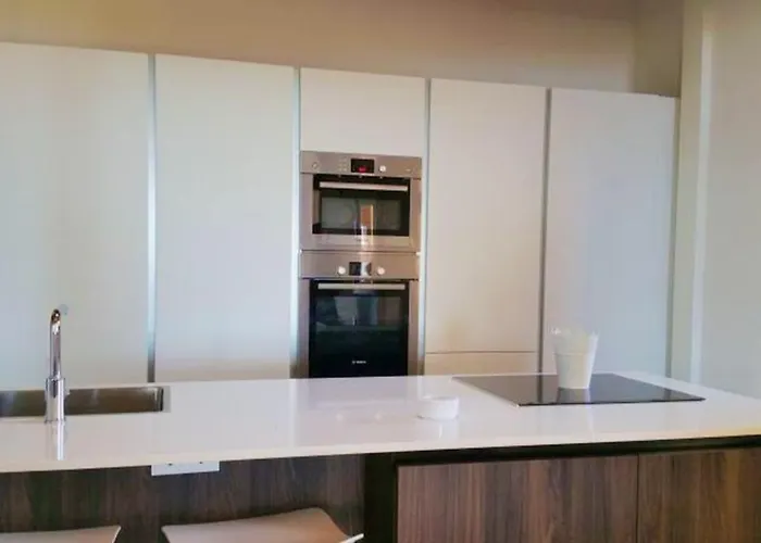 Spacious House In With Terrace And Garden