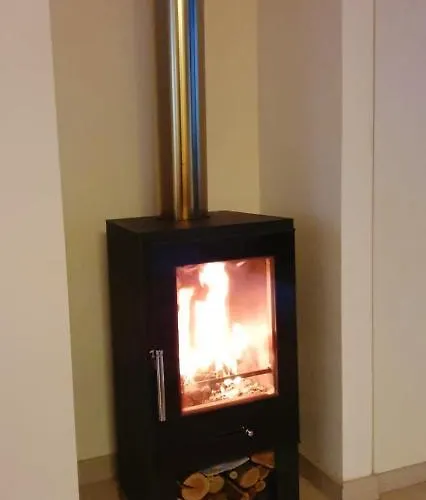 بيت للعطل Spacious House In With Terrace And Garden