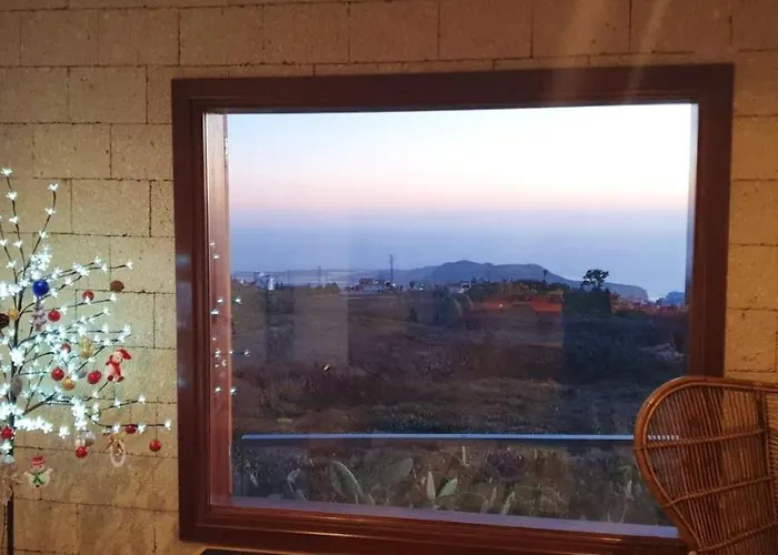 Spacious House In With Terrace And Garden