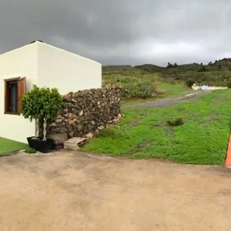 Spacious House In With Terrace And Garden *